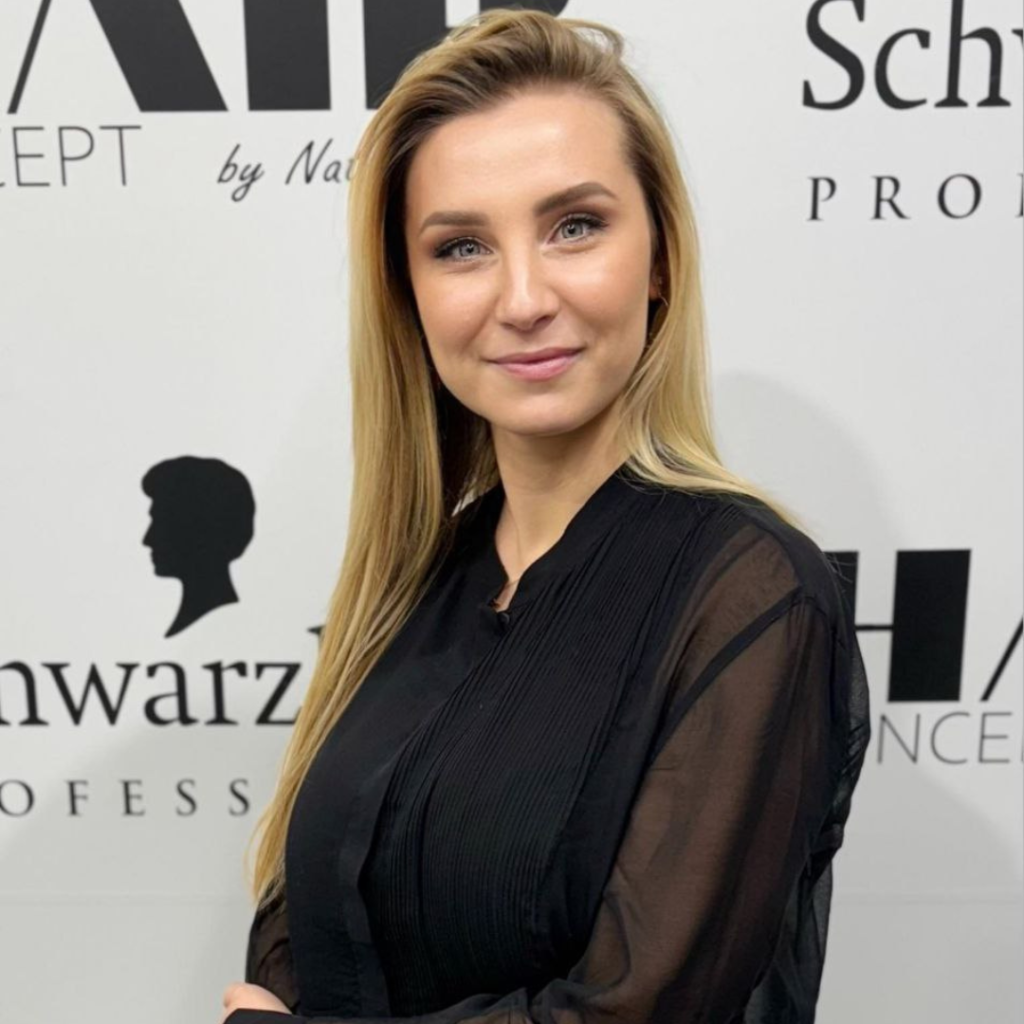 Lena Buglak, plaukų kirpėja/stilistė