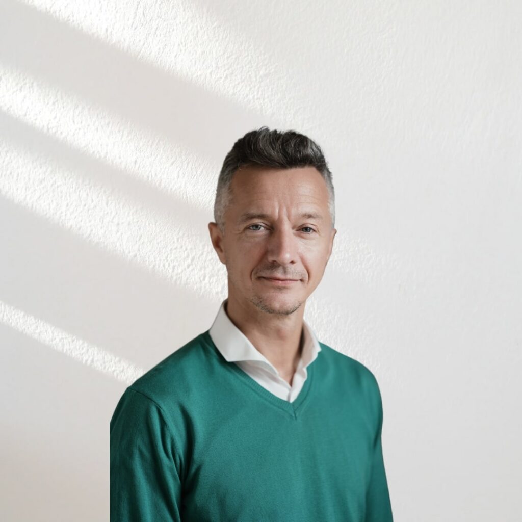 Prof. dr. Arūnas Emeljanovas