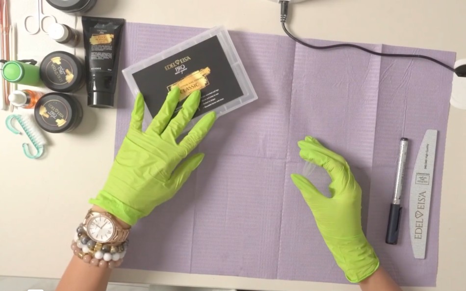 Nail extension practice with classic dual forms